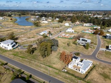 Venta Casa 4 Dormitorios a Estrenar en Azurra Tortugas Pilar