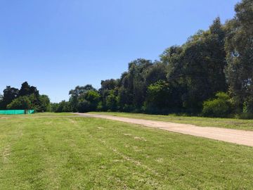 Venta Lotes de 1000mts  en Medal Country Club, Pilar