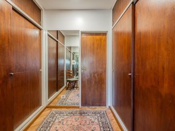 Venta Casa Florida Vicente Lopez 4 dormitorios escritorio jardín pileta parrilla garage 4 autos