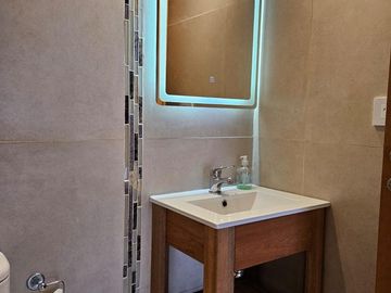 Departamento en alquiler con balcon y amenities en Monserrat