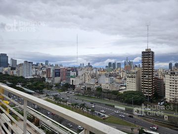 Departamento en alquiler con balcon y amenities en Monserrat