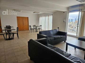 Departamento en alquiler con balcon y amenities en Monserrat