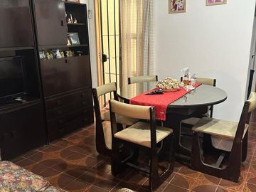 Venta PH 4 Amb. en 2 Ptas. en Ramos Mejía -  Muy Buen Estado  C/2 patios