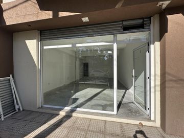 Local céntrico a estrenar