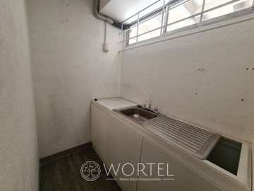 Renta de Oficina Del Valle | 108 m2 | Acondicionada