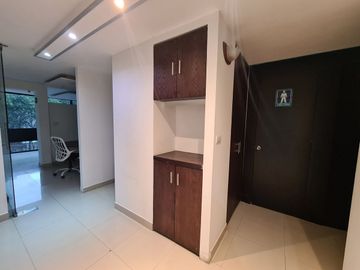 Renta de Oficina  Del Valle | 150 m2 | Acondicionada