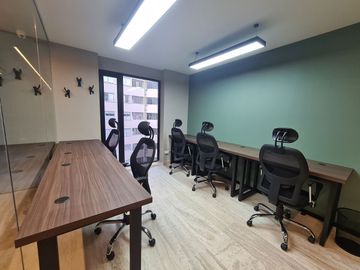 Renta de Oficina Polanco | 10 m2 | Amueblada