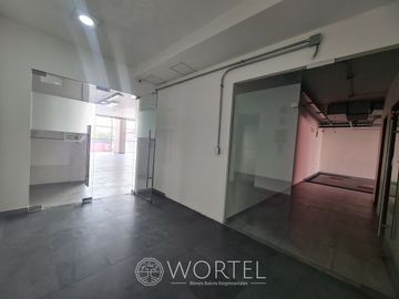 Renta de Oficina Patriotismo | 208 m2 | Acondicionado