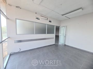 Renta de Oficina Patriotismo | 208 m2 | Acondicionado