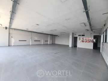 Renta de Oficina Patriotismo | 208 m2 | Acondicionado