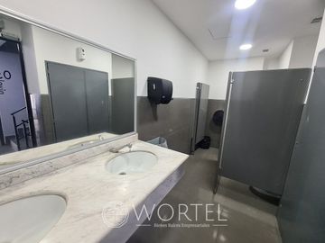 Renta de Oficina Patriotismo | 280 m2 | Acondicionado