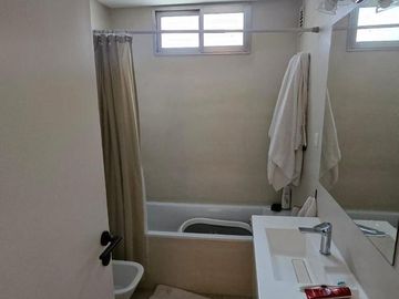 Departamento 5 Ambientes con Dependencia Cochera y Baulera en Belgrano