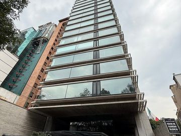 Se Vende en Polanco uno campos elíseos 278 Nuevo!  piso alto
