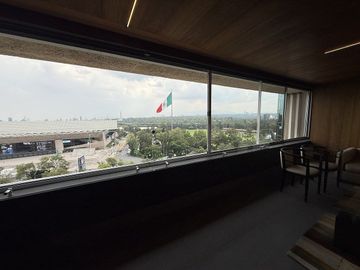 Se Vende en Polanco uno campos elíseos 278 Nuevo!  piso alto