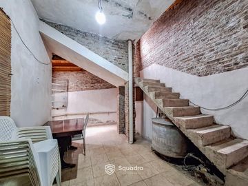 VENTA | PERMUTA - Casa de dos plantas, con terraza y parrillero - Barrio Bella Vista, Rosario.