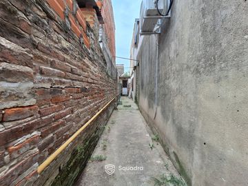 VENTA | PERMUTA - Casa de dos plantas, con terraza y parrillero - Barrio Bella Vista, Rosario.