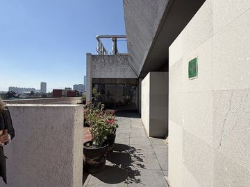 Renta oficinas, consultorios ,  para gimnasio col del valle miguel Lauren