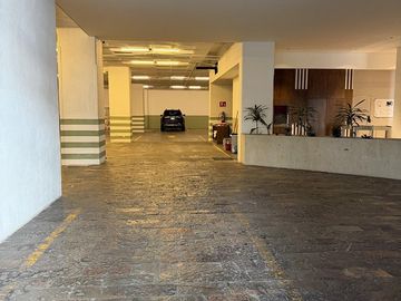 Renta oficinas, consultorios ,  para gimnasio col del valle miguel Lauren