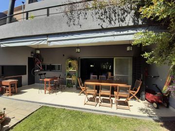 Venta Casa 6 Amb Luminosa en Martinez Pileta Parque Parrilla Cochera fija cub