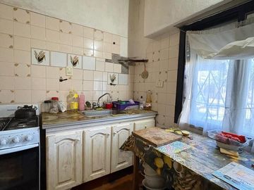 venta casa en castelar sur, barrio santa rosa