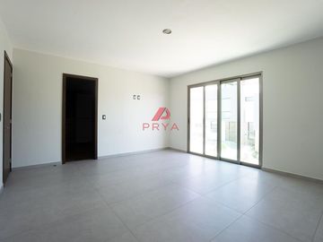 Casa en Venta en Valle Imperial, Zapopan | Coto Imperio Austriaco |
