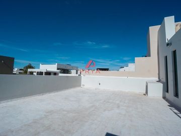 Casa en Venta en Valle Imperial, Zapopan | Coto Imperio Austriaco |