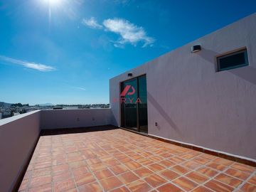 Casa en Venta en Valle Imperial, Zapopan | Coto Imperio Austriaco |
