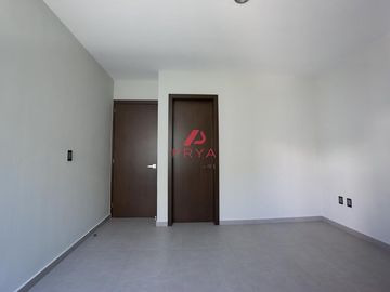 Casa en Venta en Valle Imperial, Zapopan | Coto Imperio Austriaco |