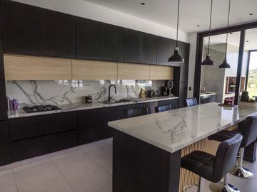 Casa en Venta, 6 Ambientes, en Haras Santa Maria, Escobar, GBA Norte