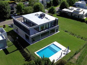 Casa en Venta, 6 Ambientes, en Haras Santa Maria, Escobar, GBA Norte