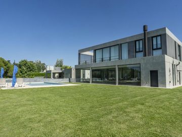 Casa en Venta, 6 Ambientes, en Haras Santa Maria, Escobar, GBA Norte