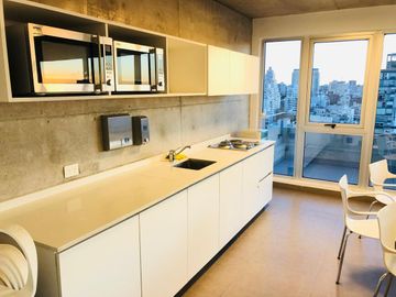Venta con Renta Oficina Libertador 6680 - 75Mts2. c/Divisiones y  1Coch IMPECABLE