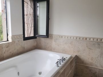 Casa en Venta 6 Ambientes en Ayres de Pilar