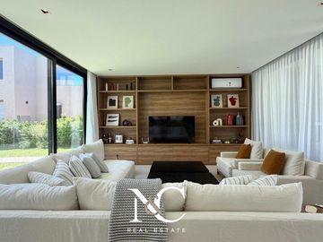 Casa en Venta en Costa Esmeralda
