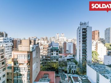 Venta en Torre Las Plazas  3 ambientes piso alto vista abierta y amenities Palermo