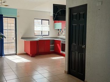 Renta de casa Rincones del Marqués, Qro.