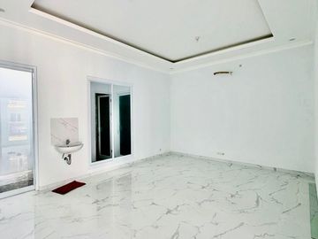 Dijual Rumah Baru Gress Bukit Palma Citraland 2LT 4KT Modern Minimalis Siap Huni Dekat Universitas Ciputra Surabaya Barat