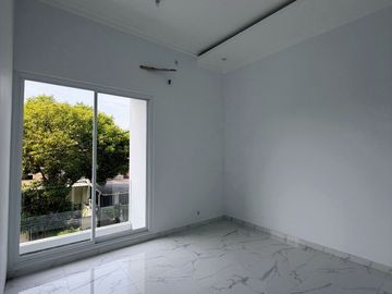 Dijual Rumah Baru Gress Bukit Palma Citraland 2LT 4KT Modern Minimalis Siap Huni Dekat Universitas Ciputra Surabaya Barat