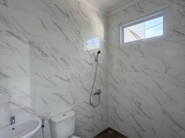 Dijual Rumah Baru Gress Bukit Palma Citraland 2LT 4KT Modern Minimalis Siap Huni Dekat Universitas Ciputra Surabaya Barat