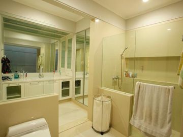 Jual Rumah Graha Famili