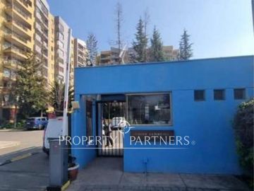 **Departamento en Venta en Walker Martínez | Vista Despejada a la Cordillera | 3 Dormitorios, Estacionamiento y Bodega**