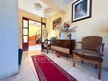 Casa apta para oficina en tradicional barrio de Pedro de Valdivia