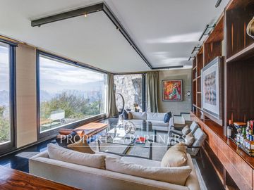 Espectacular Casa Cerro San Luis, Vista Club de Golf Los Leones