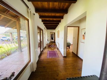 Chimbarongo, Preciosa Casa con Excelente Conectividad