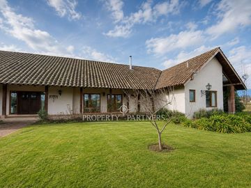 Chimbarongo, Preciosa Casa con Excelente Conectividad