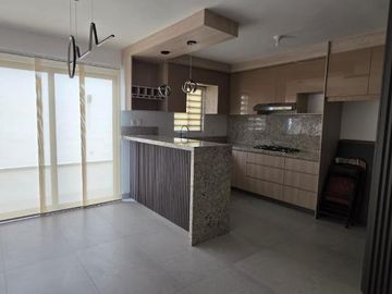 CASA RENTA NUEVA DOMINIO CUMBRES