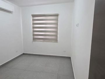 CASA RENTA NUEVA DOMINIO CUMBRES