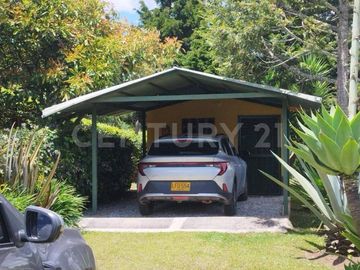 VENDO CASAFINCA EN VEREDA LA QUIEBRA RIONEGRO