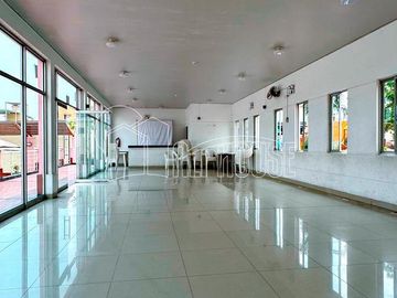 CASA DE 1 PISO CON TERRAZA Y ESTACIONAMIENTO EN VENTA EN VILLA CLUB 4, CARABAYLLO