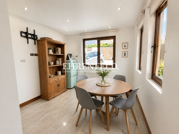 Lomas de Montemar, Concón. Casa de 200 m2 con excelente distribución.